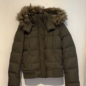 Abercrombie & Fitch Olive Puffer Jacket